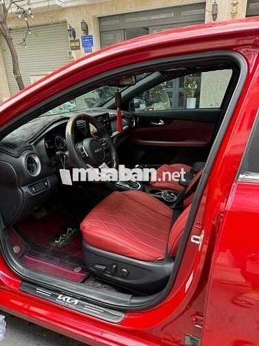 K3 2021 1.6 premium full đồ chơi