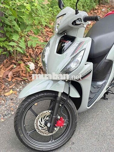 Honda Vision 2025 Xám 500 km