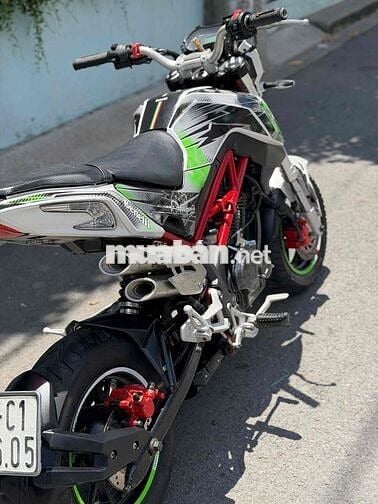 Moto mini Benelli TNT125 Fi
