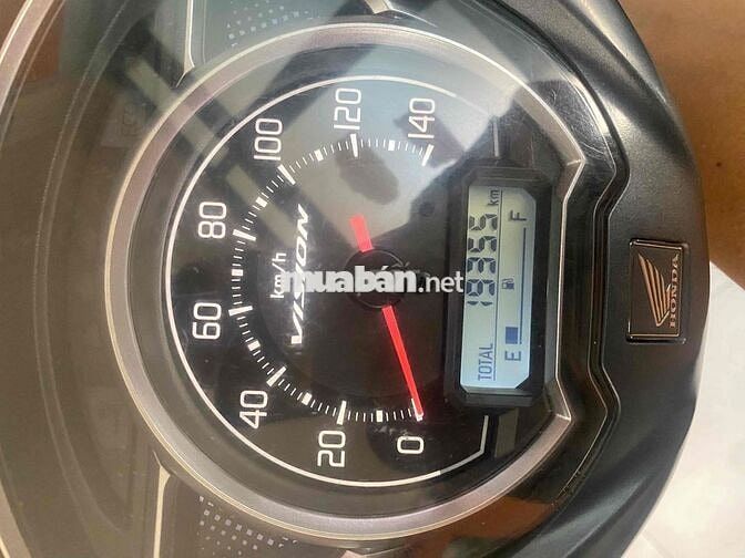 Vision 2022 19000km zin bánh lớn