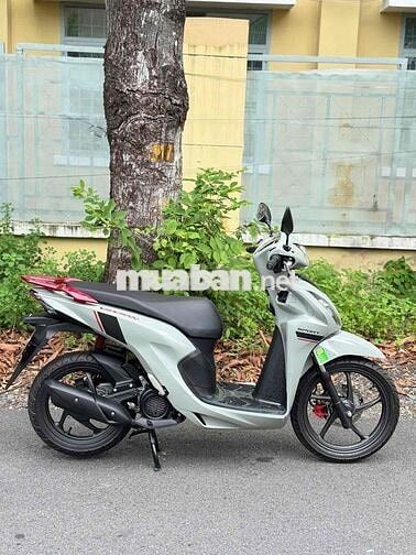Honda Vision 2025 Xám 500 km