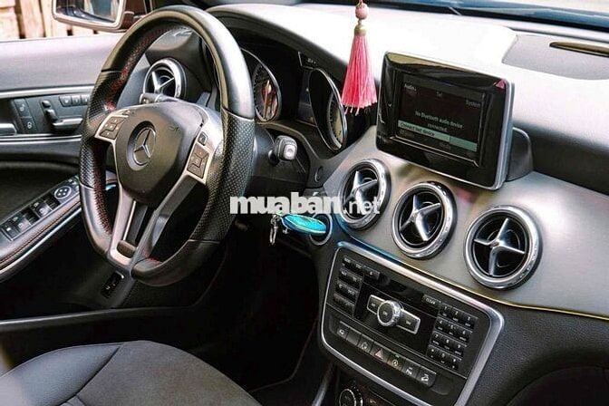 Mercedes-Benz GLA 250 4MATIC 2015 Nâu