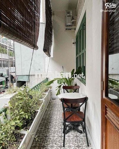 Cho thuê góc Sư Vạn Hạnh, Quận 10 – Trệt, Lửng, 1 Lầu – 25 triệu/tháng