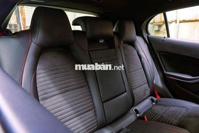 Mercedes-Benz GLA 250 4MATIC 2015 Nâu
