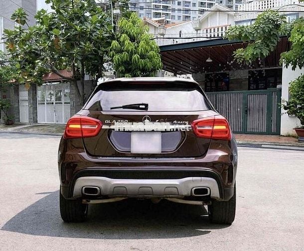 Mercedes-Benz GLA 250 4MATIC 2015 Nâu