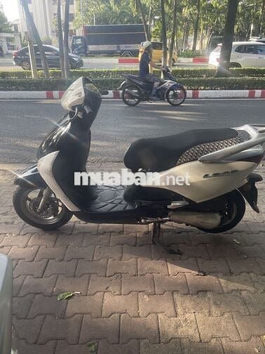 Honda SCR Trắng