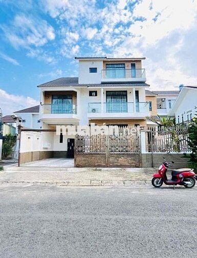 CHO THUÊ BIỆT THỰ TRỆT 2 LẦU CÓ NỘI THẤT KDC NAM LONG