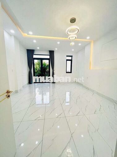 CHO THUÊ NHÀ 2 LẦU 4P CÓ NỘI THẤT KDC HỒNG LOAN SẴN NỘI THẤT 15TR