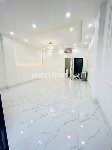 CHO THUÊ NHÀ 2 LẦU 4P CÓ NỘI THẤT KDC HỒNG LOAN SẴN NỘI THẤT 15TR
