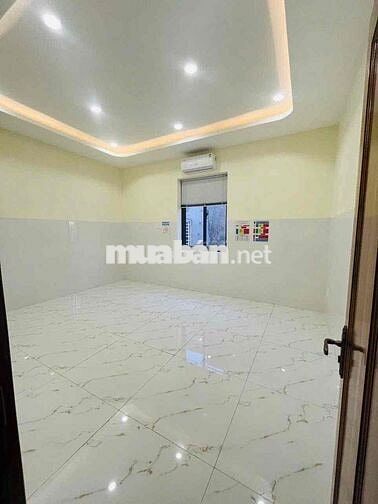 CHỦ GỬI CHO THUÊ NHÀ TRỆT 3 LẦU CÓ NỘI THẤT TRỤC CHÍNH KDC HƯNG PHÚ