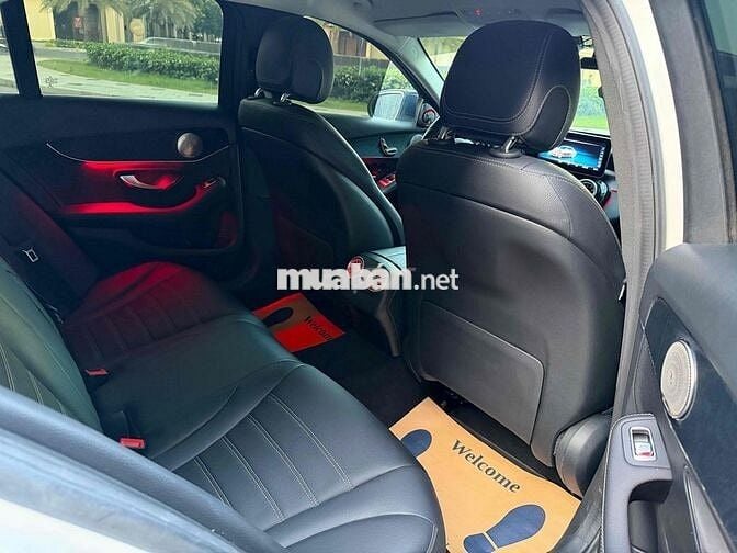 Mercedes C180 AMG sx 2020 up full C300 lướt 64k km