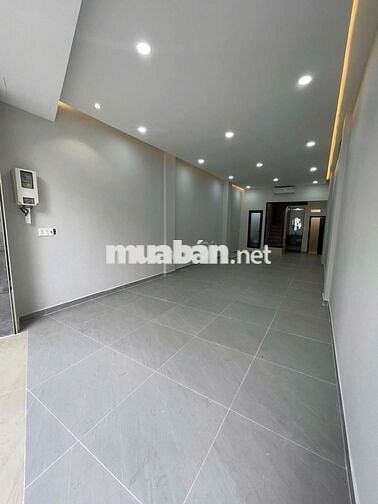 🔥Mặt Tiền Lê Thị Riêng Q1 – Kế Bánh Mì Huỳnh Hoa