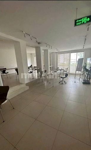 Cho thuê nhà nguyên căn MT Bàu Cát 3- DT 12x20- Đúc 3 Lầu-hơn 10 phòng