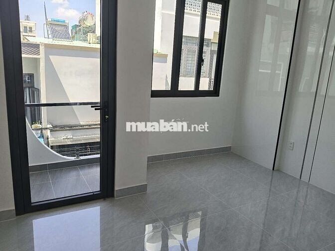 Căn hiếm mới ra giáp khu Tên Lửa