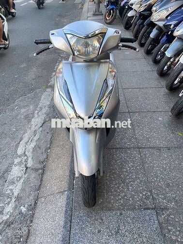 Honda Lead FI 2016 Bạc