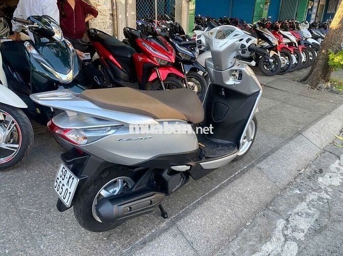 Honda Lead FI 2016 Bạc