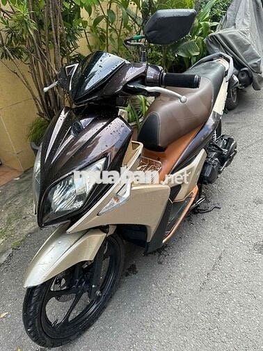 Yamaha Novo 4 Nâu Vàng Đồng
