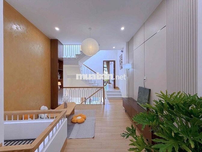 212 CHO THUÊ NHÀ 4 PHÒNG NGỦ – VỊ TRÍ YÊN TĨNH, TIỆN NGHI