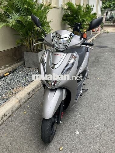 Honda Lead 2023 Bạc 2 Smart Key