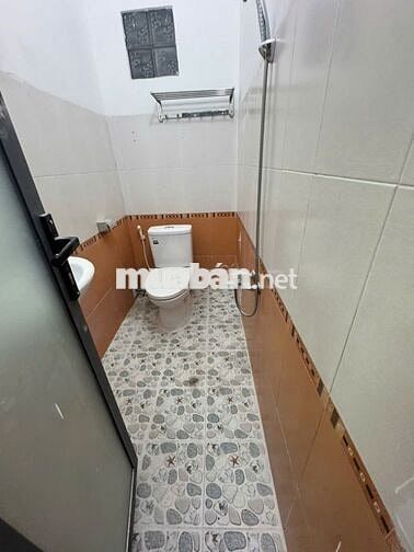 CHO THUÊ PHÒNG TRỌ CÓ BAN CÔNG GẦN VĂN HIẾN, HIU, AEON
