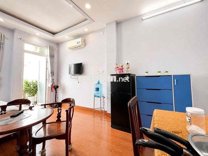 Ban Công 1PN 35m2_Đi Bộ Đến HIU_UEF_Full Nội Thất_Điện Biên Phủ_Ngã4HX