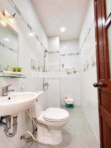 Ban Công 1PN 35m2_Đi Bộ Đến HIU_UEF_Full Nội Thất_Điện Biên Phủ_Ngã4HX
