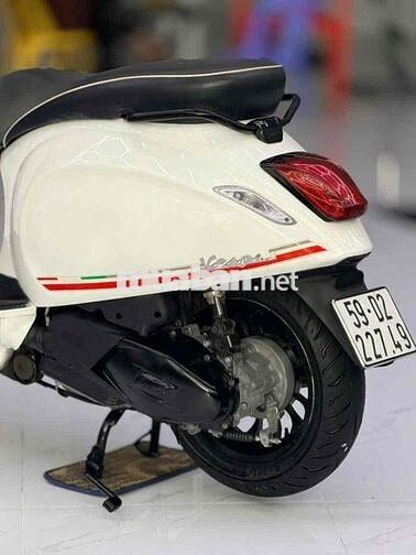 Vespa Sprint 2017 Trắng ijet bstp 9c nợ xấu trả 50