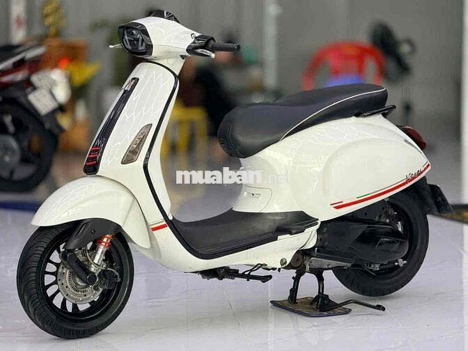 Vespa Sprint 2017 Trắng ijet bstp 9c nợ xấu trả 50