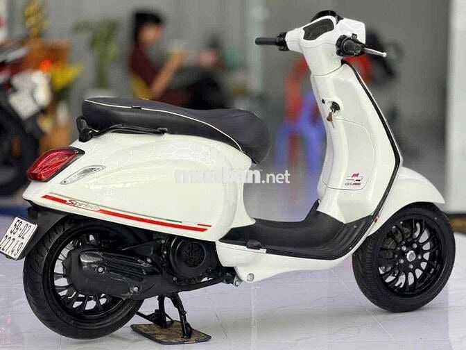 Vespa Sprint 2017 Trắng ijet bstp 9c nợ xấu trả 50