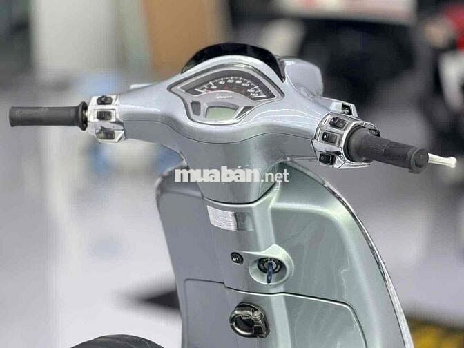 Vespa 150 2021 zin đẹp bstp 9chủ nợ xấu trả 50% ạ