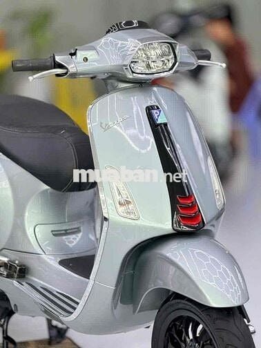 Vespa 150 2021 zin đẹp bstp 9chủ nợ xấu trả 50% ạ