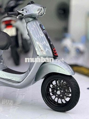Vespa 150 2021 zin đẹp bstp 9chủ nợ xấu trả 50% ạ
