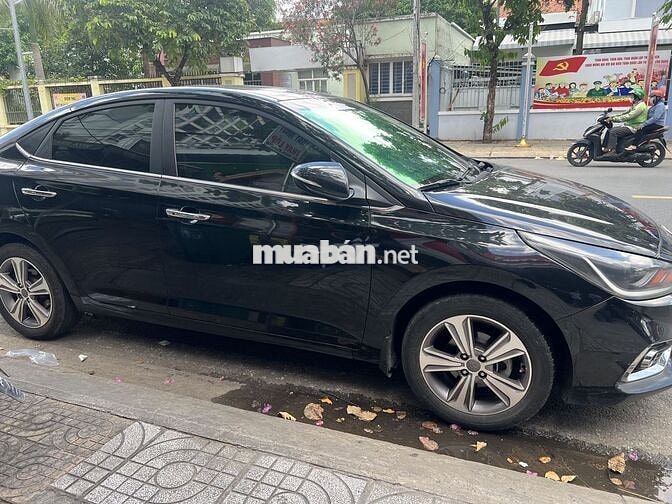 Hyundai Elantra Trắng Nhập khẩu