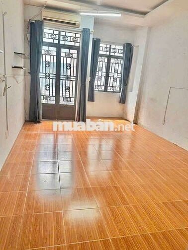 Cho Thuê Nhà 1 Trệt 1 Lầu 4x17m Hẻm Xe Hơi Gần Chợ Lý Phục Man
