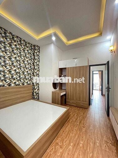 Nhà lầu full nội thất Hẻm Đoàn Thị Điểm