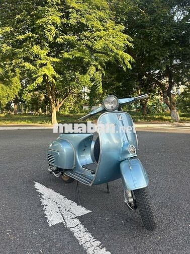 Piaggio Vespa Super 150 Xanh