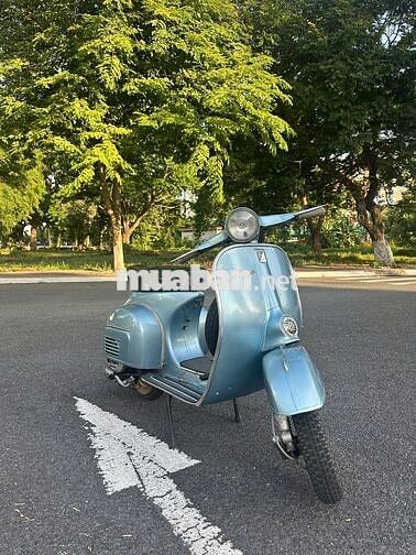 Piaggio Vespa Super 150 Xanh