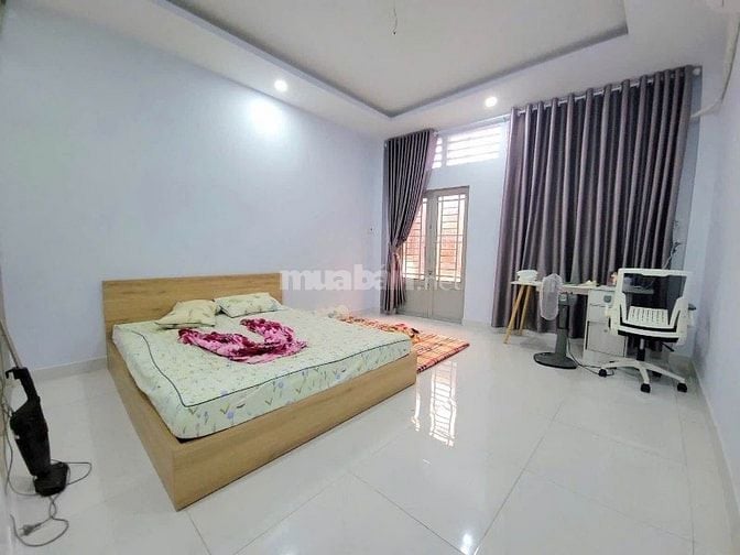 BÁN NHÀ DT 130M2 NGAY ĐƯỜNG HẬU GIANG QUÂN 6 NỞ HẬU TÀI LỌC GIÁ 11.5 T