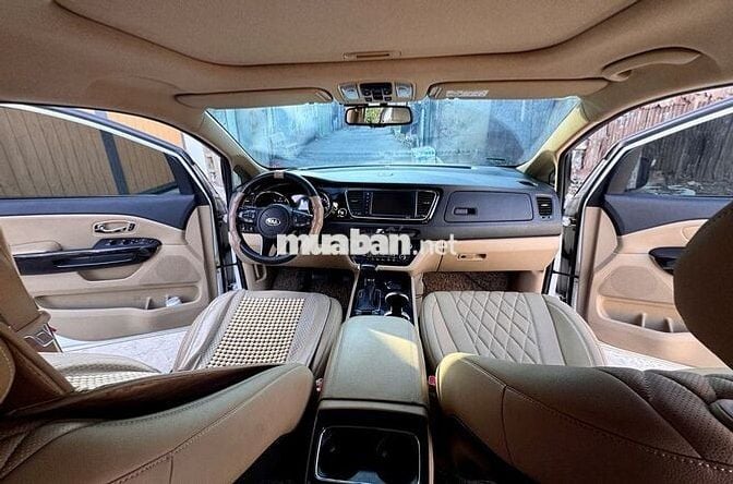 Kia Sedona 2019 Bản Full 7 chỗ Trắng