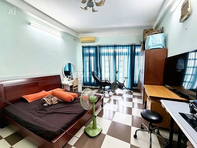 Chỉ 15.8 tỷ có MTKD đường 30m Phạm Văn Chiêu 120m2 ngang 4.4m 4 lầu. 