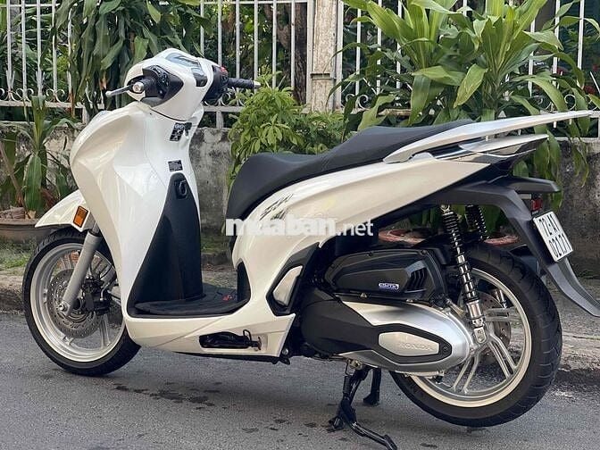 Honda SH350i 2023 Trắng 15.000 km