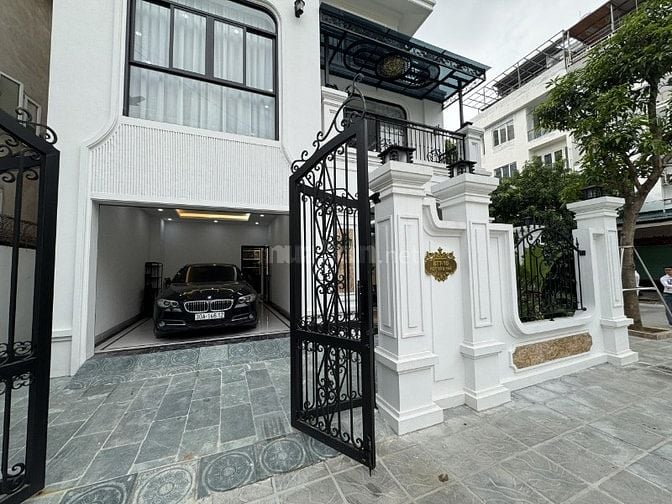 Cần bán gấp căn biệt thự lô góc 181m2 VIP nhất KĐT mới Văn Khê Hà Đông