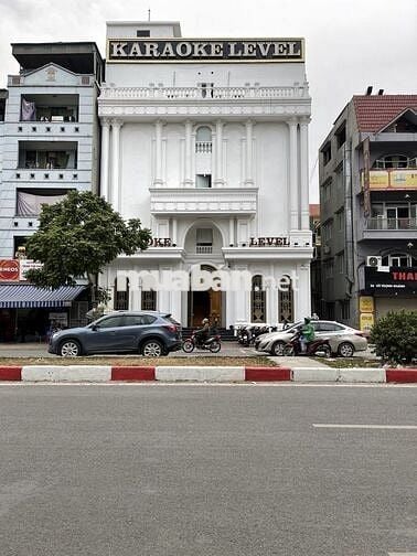 Hà Nội KARAOKE LEVEL - 5 PHỤC VỤ NAM