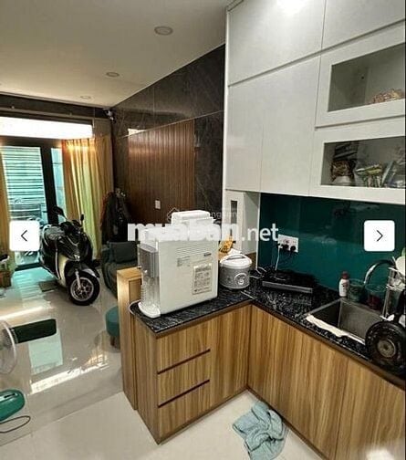 Cho Thuê Nhà, Hẻm 2 xe máy, Đường 3/2, P.10, Quận 10. FULL nội thất