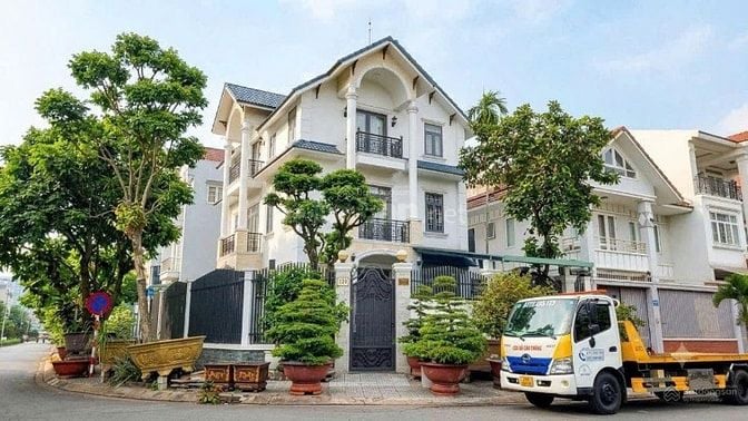 BÁN NHIỀU BIỆT THỰ GÓC 2 MẶT TIỀN , AN PHÚ – AN KHÁNH, Q2 TP.HCM