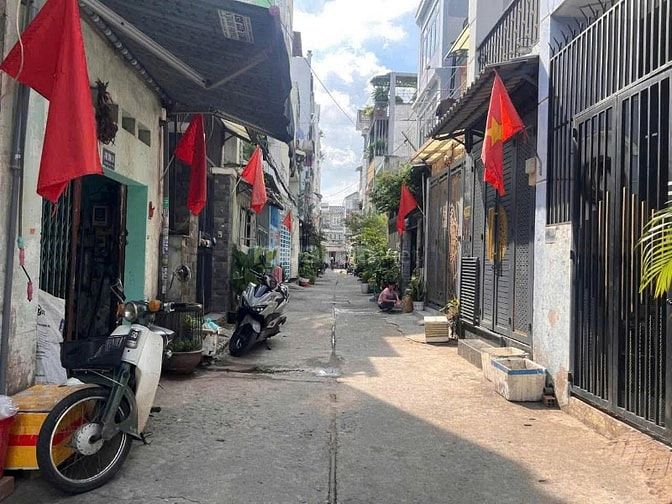 BÁN NHÀ HẺM 4M(XH) LÊ VĂN QUỚI, P.B.T.Đ.A, Q.BT, 4.68 TỶ.       