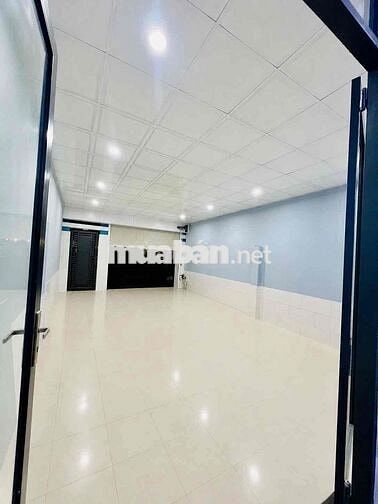 Cho Thuê Nhà Mới Đẹp DT6x20 1Trệt 3Lầu 4Pn 5Wc Sân Đậu 2 Ôtô Ngã Tư Ga