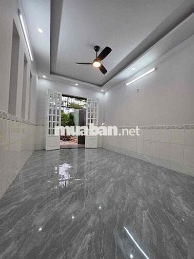 Chính chủ gửi bán nhà hẻm xe hơi c7d phạm hùng p bình Hưng tohcm