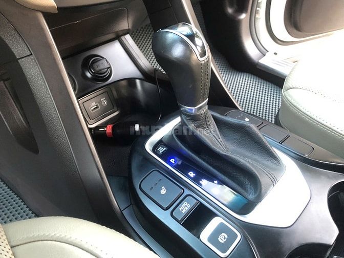 🚙Hyundai SantaFe 2.2 D Full Option 4WD Máy dầu sản xuất 2018🚙