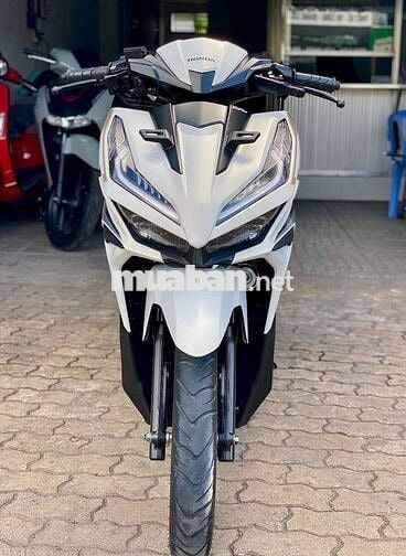 Honda VARIO 125cc 2024 Chạy Lướt 5.400Km Zin đẹp